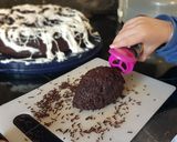 Une image de l'étape 11 de 33• 🕷 Gâteau d'Halloween Choco-Oreo et sa terrifiante araignée 🕷.