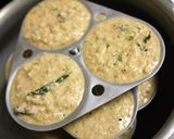 A picture of step 4 of Poha Sooji Idli.