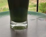 A picture of step 2 of Spinach dates smoothie.
