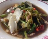 รูปขั้นตอนการทำที่ 5 ของ ผัดผักไฟแดง
