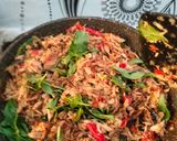 Foto langkah ke 3 dari resep Suwir Tongkol Kemangi Pedas.