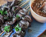 A picture of step 6 of Chicken heart kebabs with peanut satay dip.