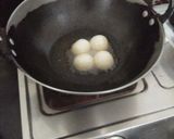 A picture of step 7 of Suji gulab jamun.