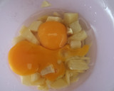 Foto del paso 1 de la receta: Tortilla de papa a la francesa con pollo y queso