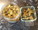 Foto del paso 2 de la receta: Cogollos de flores medicinales encurtidas con vinagre de manzana