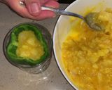 Foto del paso 5 de la receta: Pimientos rellenos de tortilla de patatas
