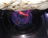 A picture of step 11 of Tandoori roti.