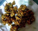 हरे लहसुन और मेथी के पकौड़े रेसिपी चरण 3 फोटो