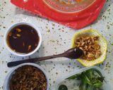 Hình bước làm 1 của món Bánh tráng trộn cá cơm rim