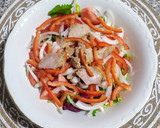Foto del paso 1 de la receta: Ensalada fresca variada con pimiento rojo y ventresca