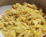 Foto del paso 3 de la receta: Huevo con cebolla para mis tostadas