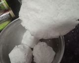 मोटा रोटी चावल आटे की ( mota roti chawal aate ki recipe in Hindi रेसिपी चरण 2 फोटो