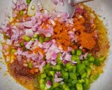 A picture of step 3 of Cheese pav bhaji.