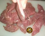 A picture of step 1 of Mutton Pasanda.
