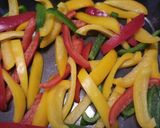 A picture of step 1 of Peperoni gratinate.
