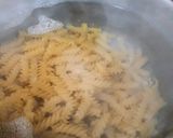 Foto del paso 5 de la receta: Fideos al puerro, jamón y más a lo Maribel