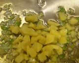 Foto del passaggio 2 della ricetta Tortelloni ripieni di crema al salmone affumicato