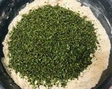 صورة لخطوة 1 من وصفة فطائر الزعتر بالجبنه البيضاء والجبنه الصفراء وزيت الزيتون بتشهي