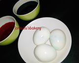 A picture of step 3 of Colourful deviled egg.