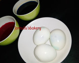 A picture of step 3 of Colourful deviled egg.