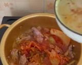 Foto langkah ke 3 dari resep Kimchi Jjigae Korea.