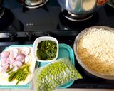 मटार पुलाव (Matar Pulao Recipe In Marathi) रेसिपी स्टेप 1 फोटो