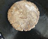 A picture of step 4 of Ragi Jowar Pyaz Pudina Ki Roti.
