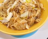 Foto langkah ke 6 dari resep 12. Tumis toge kekian ikan | menu diet | halal food.