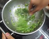 A picture of step 2 of Kathiyavadi Vagharelo Rotlo (કાઠીયાવાડી વાઘરેલો રોટલો).