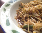Foto langkah ke 4 dari resep Cah tauge pedas mudah.