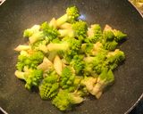 蒜炒羅馬花椰菜的食譜步驟4照片