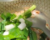 Foto langkah ke 2 dari resep Soto sayap dan (ceker) ayam simple.