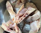 Foto langkah ke 1 dari resep Gulai Patin Kuning Ala Padang.