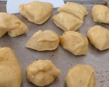 Foto langkah ke 4 dari resep Roti Sobek Isi Keju Manis.