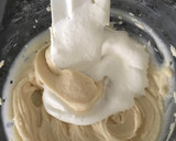 Foto del paso 11 de la receta: Pastel de chocolate con crema y frutillas