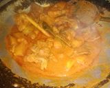 Foto langkah ke 4 dari resep Rendang Ayam Kentang (bumbu beli).