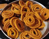 A picture of step 5 of Bhajnichi Chakali.