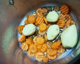 A picture of step 1 of Githeri.