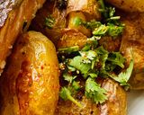 A picture of step 3 of Crispy Smashed herbed potatoes.