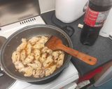 A picture of step 5 of Szechwan cola chicken.