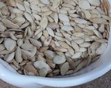 عکس مرحله 2 از دستور بو دادن تخمه کدو(چهارشنبه سوری)