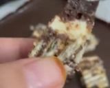 Gambar langkah 11 resipi Kek Batik Indulgence.