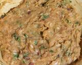 A picture of step 2 of Chicken chapli kabab sandwich.
