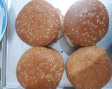 Foto langkah ke 5 dari resep Blackpepper Cheese Burger with Egg and Hashbrown.