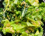 Hình bước làm 6 của món Vào bếp cùng con: salad từ vườn nhà bạn