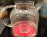 A picture of step 2 of Saffron milk tea.
