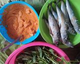 Foto langkah ke 2 dari resep Pepes Pindang Kemangi.