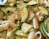 Une image de l'étape 3 de Gratin de pâtes aux courgettes.