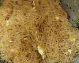 Foto langkah ke 4 dari resep 25. Bihun Goreng anti gagal.