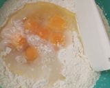 Foto del paso 1 de la receta: Fideos al huevo y semolin